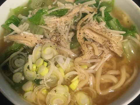 えのき、白菜、ねぎの醤油ラーメン